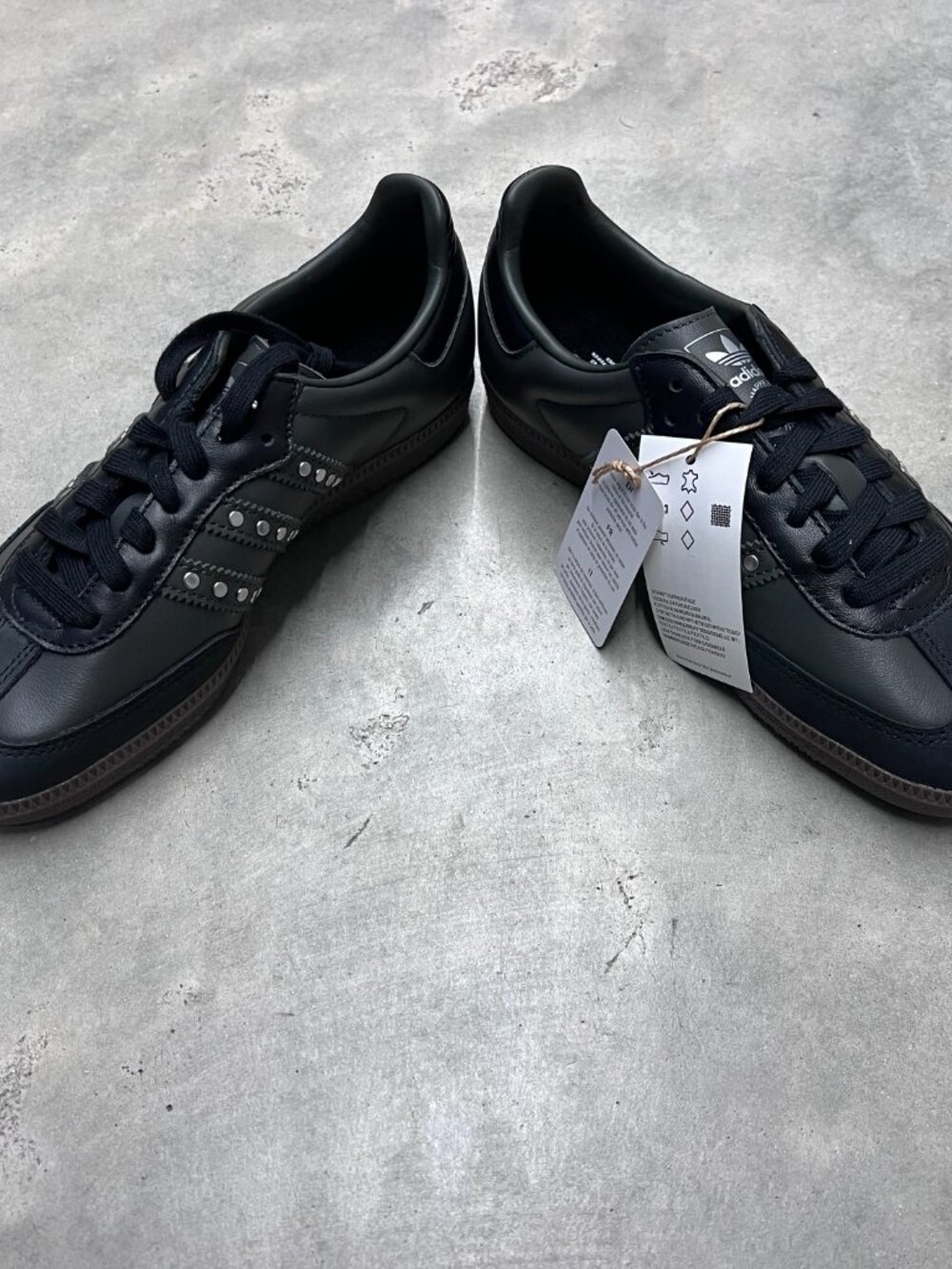 Adidas Samba OG Studded Stripes Black Earth Gum Women’s JR8869 - New - Picture 5 of 6